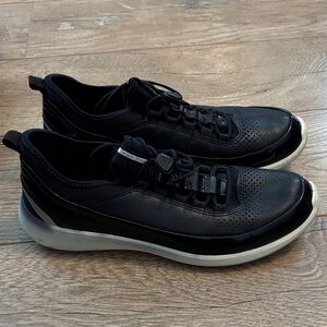 ECCO Danish Design Soft Toggle Black Leather Sneakers - US Size 7/7.5  / EU 38